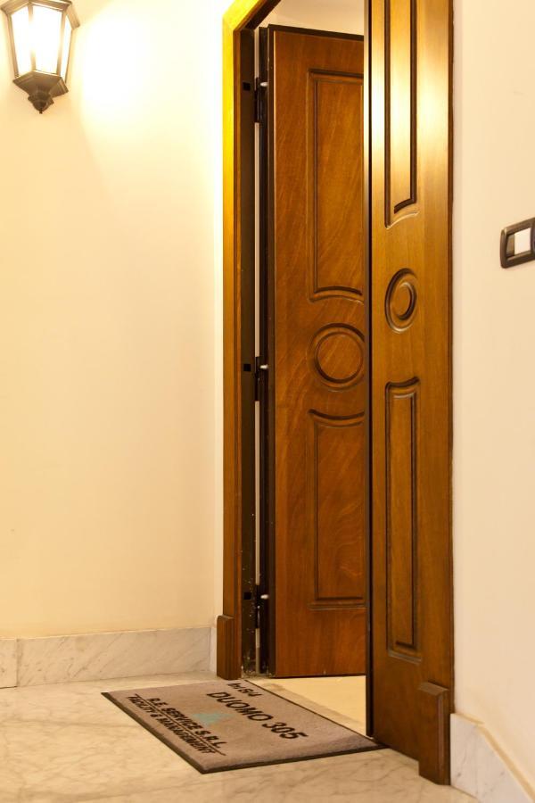 Le Corti Di Napoli Apartments Luaran gambar